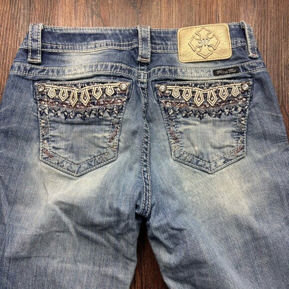Miss Me MidRise Straight Jeans Rhinestone Destroyed Light Wash Women’s Size 29 - Picture 4 of 13